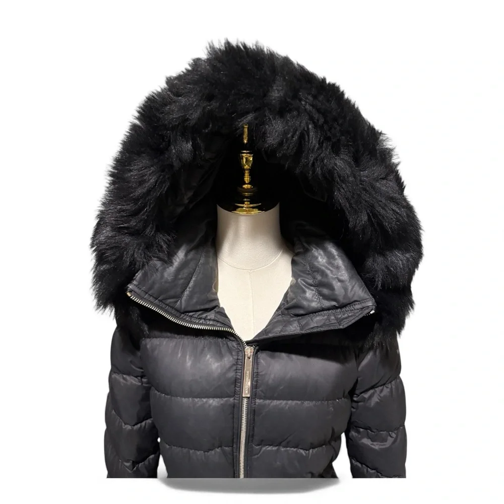 Burberry London Black Belted Down Puffer Coat w/ Removable Faux Fur Hood – XL - Picture 5 of 15
